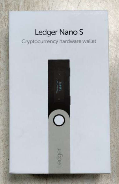 Ledger Nano S - Cryptocurrency hardware wallet
